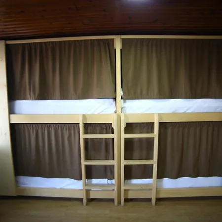 Yolo Hostel
