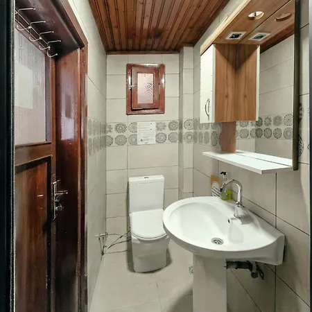 Yolo Hostel Istanbul