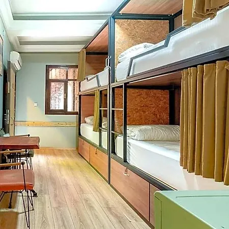 Yolo Auberge de jeunesse